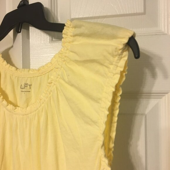Ruched Yellow Sleeveless Top - Picture 3 of 3